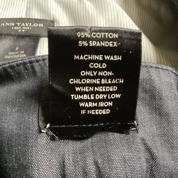 LAST PRICE! Ann Taylor lightweight suit, navy,  size 8 cropped pants size 6 - Picture 10 of 11